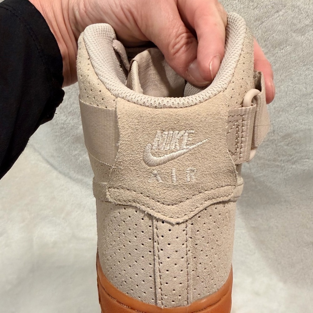 Women’s Vintage 2015 Clean neutral Nike AF1 Suede Highs 🤍 Style Code: 749266-200 - Picture 7 of 11